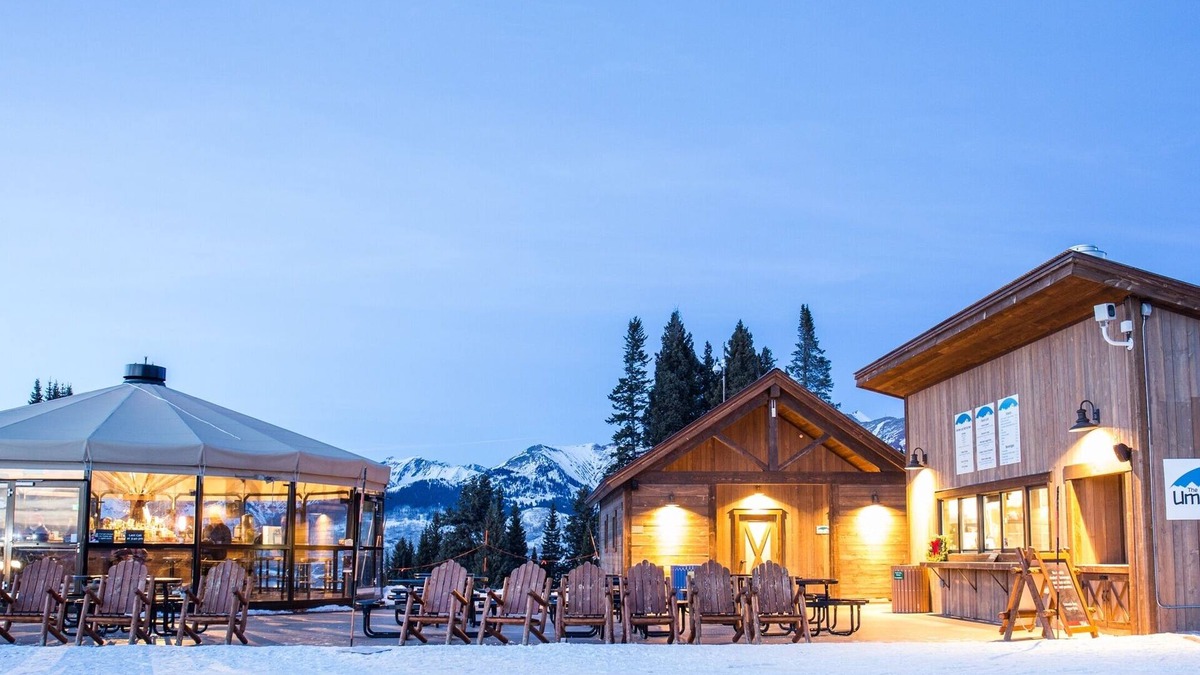 Crested Butte Condo | Grand Lodge Condo In The Heart Of Mt Crested Butte 1 Bedroom Condo - No Cleaning Fee! by RedAwning