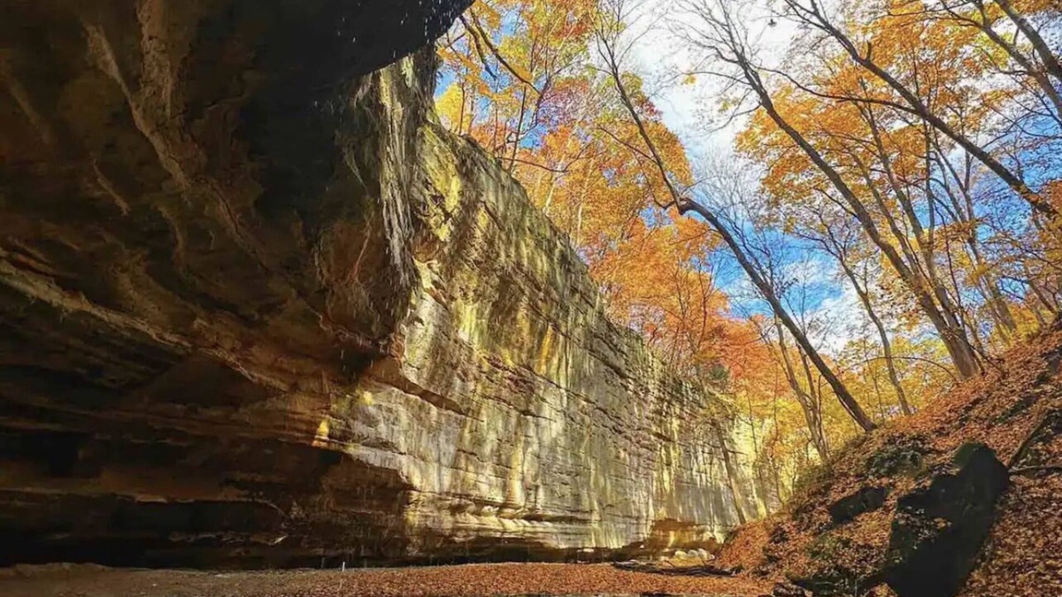 Utica House | Grand Manor at Starved Rock