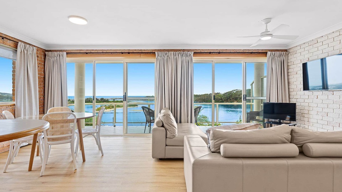 Narooma Apartment | Grand Pacific 1 Unit 1 - Ground Floor