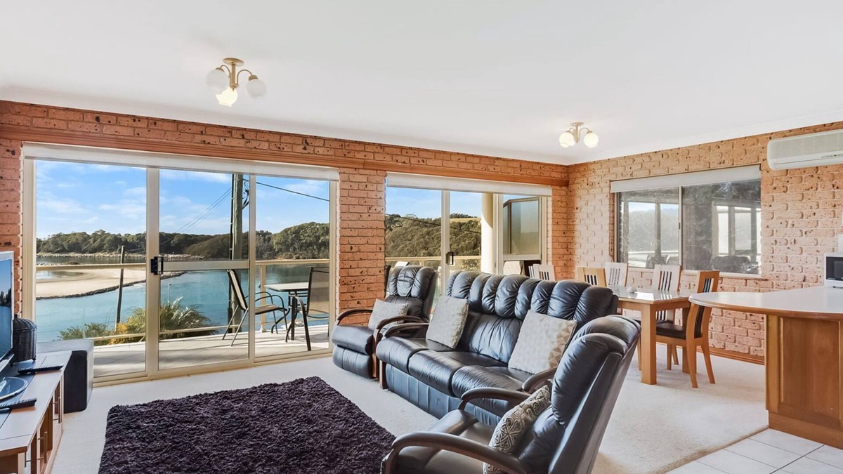 Narooma Apartment | Grand Pacific 2 Unit 2 - Ground Floor