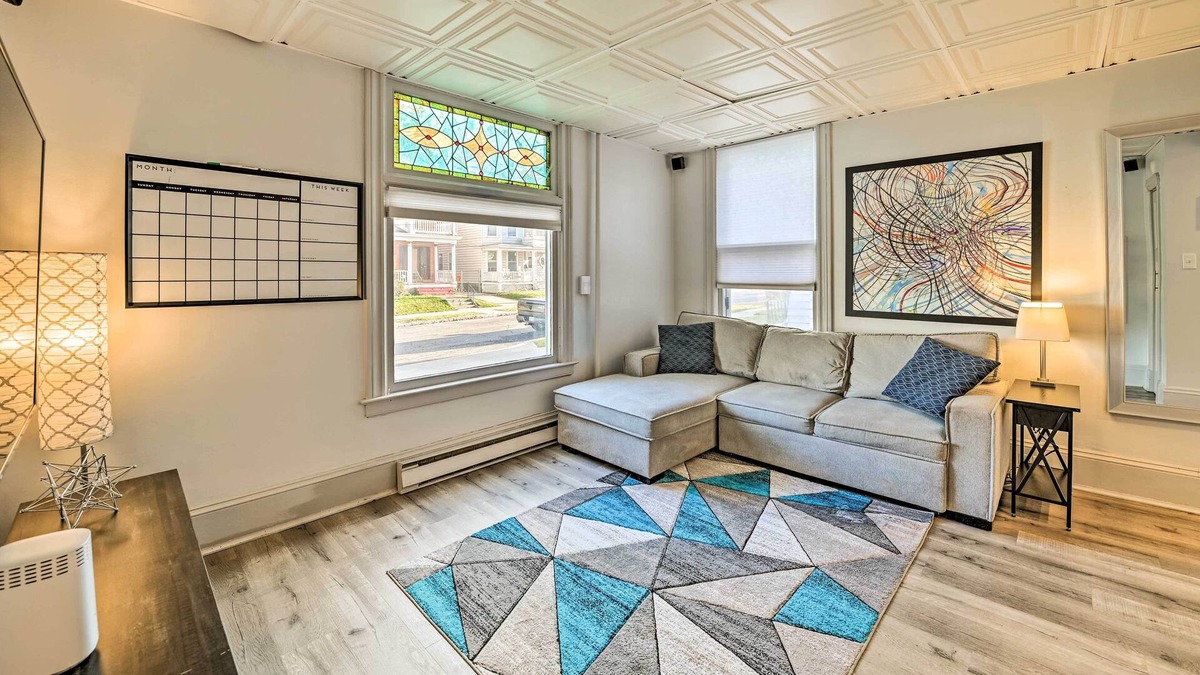 Schenectady Apartment | Grand Schenectady Apt w/ Home Theater System!