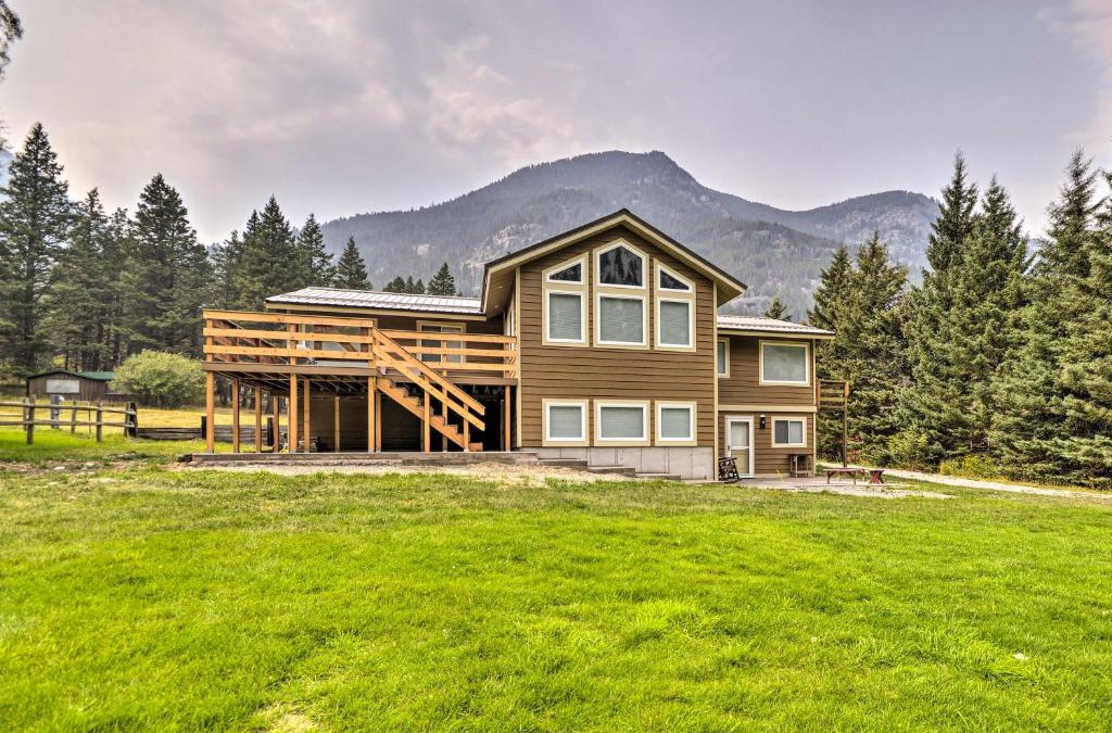 McLeod House | Grand Slam Ranch Hike and Fly Fish On-Site!