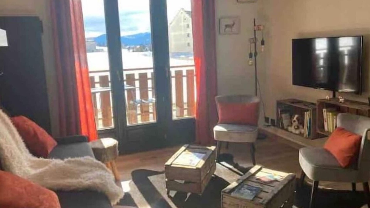 Lans-en-Vercors Apartment | Grand Studio Beethoven Rénové au Centre du Village