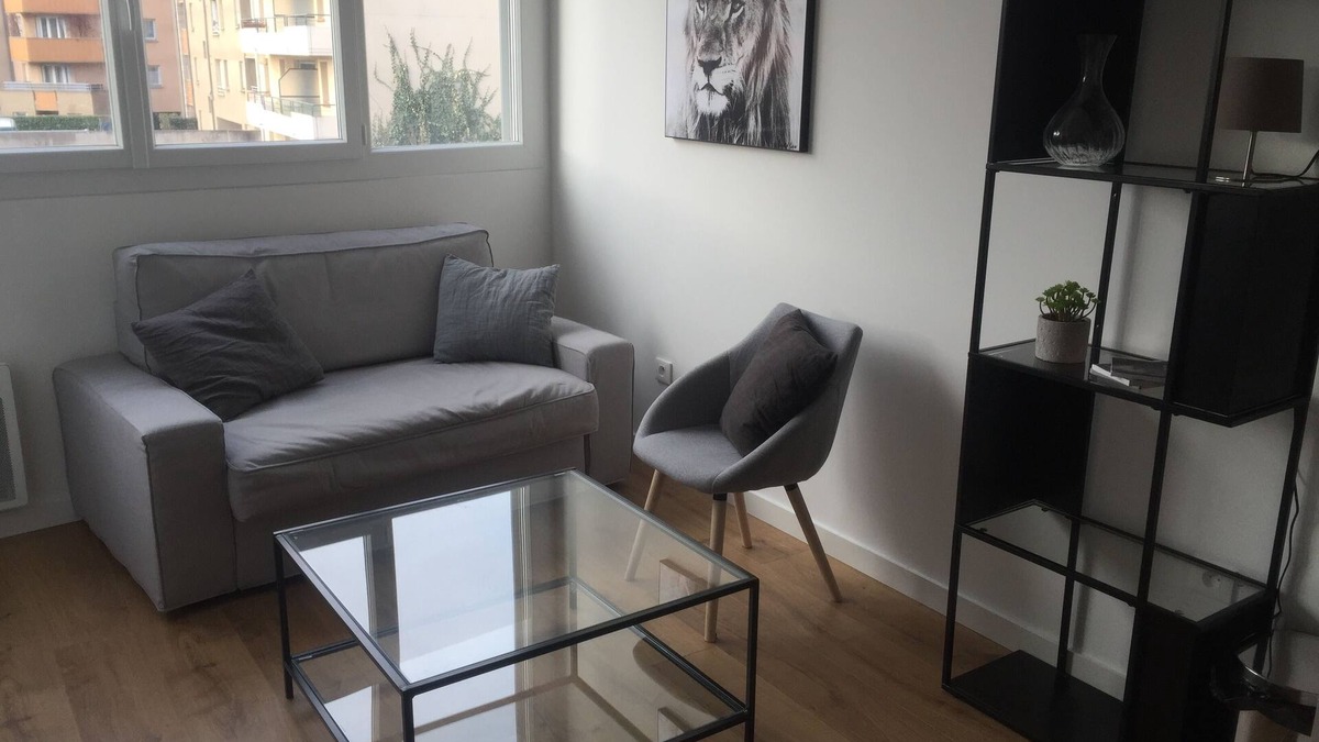 Saint - Michel Apartment | Grand T2 Courthouse apartment, downtown