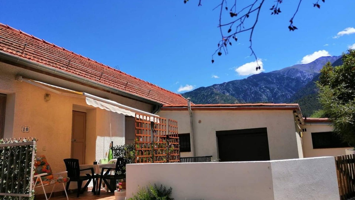 Vernet-les-Bains Apartment | Grand T2 DE 60m² Avec Terrasse