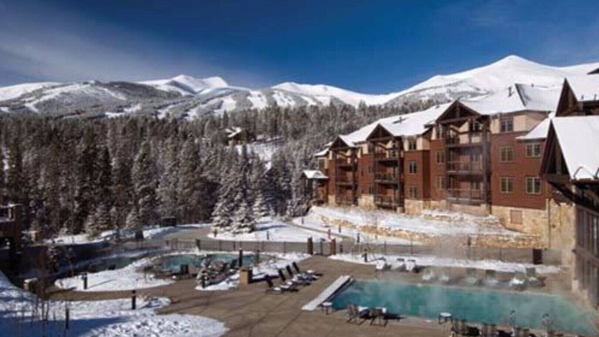 Four O'Clock Resort | Grand Timber Lodge 1BD Master