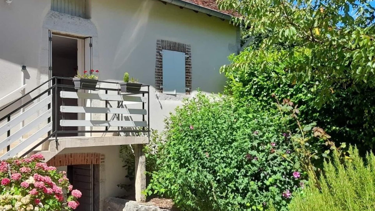 Chissey-sur-Loue Bed & Breakfast | Grande Chambre D'hôte Avec Coin Cuisine. Idéal Pour Couple Avec Enfants
