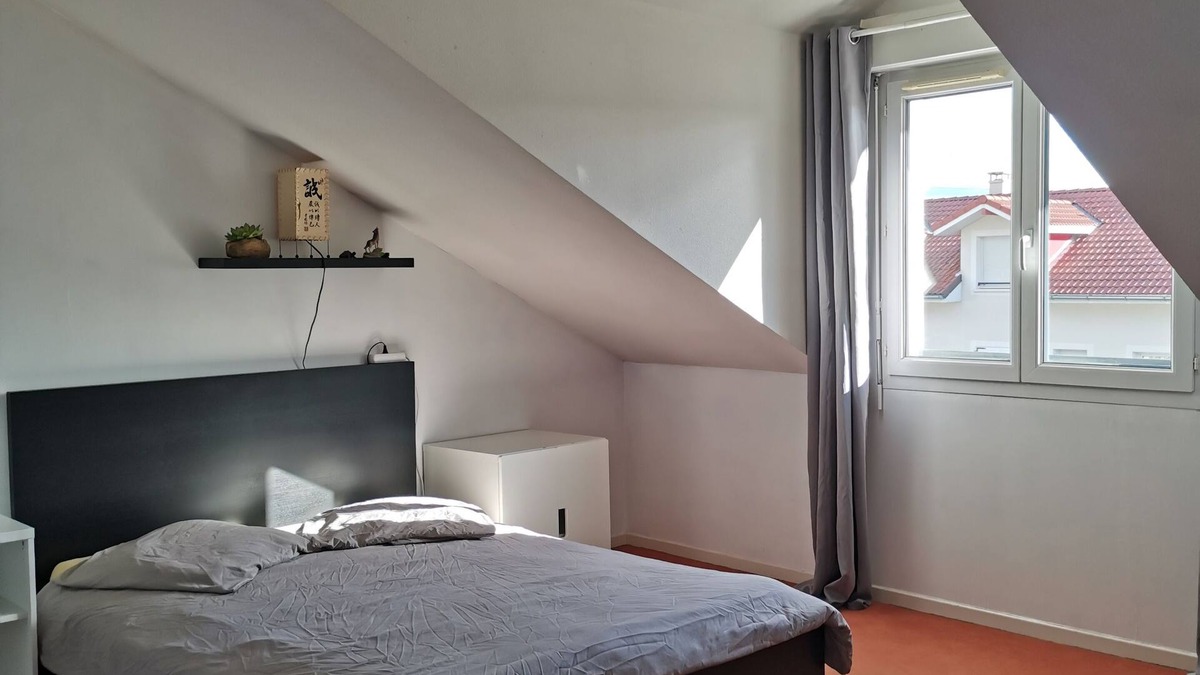 Saint-Genis-Pouilly House | Grande et Spacieuse Maison Pour 4 à 6 Personnes. Proche Cern et Genève