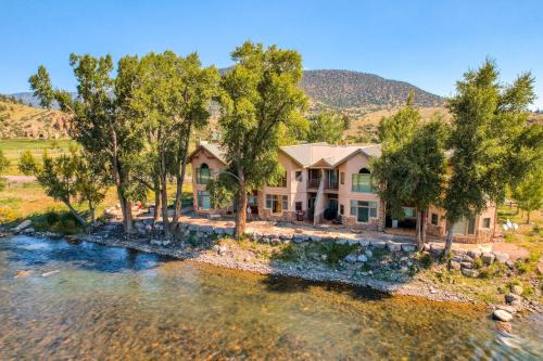 South Fork House | Grande Getaway