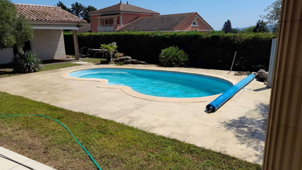 Saint-Maurice-l'Exil House | Grande Maison Familiale