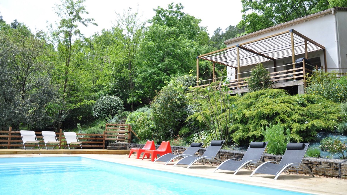 Vagnas House | Grande Maison Avec Piscine au Cœur des Gorges de L'ardèche