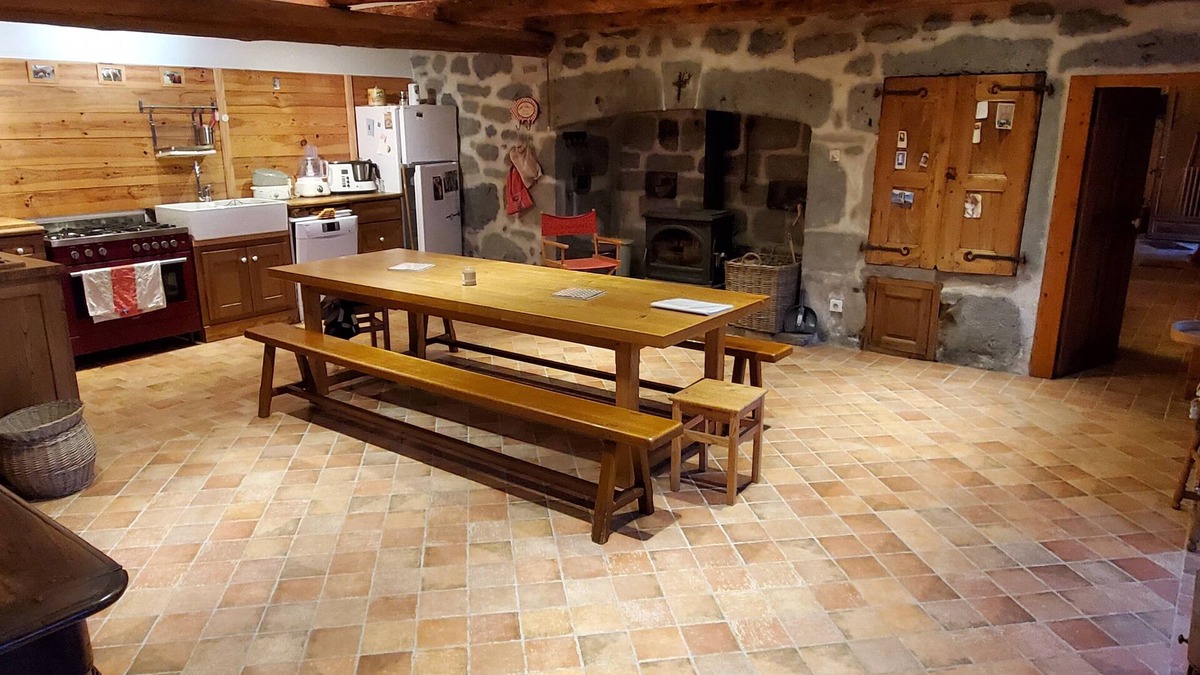 Valuejols House | Grande Maison Familiale à Proximité de Sentiers de Randonnées
