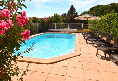 Sauzet House | Grande Maison Familiale Premium Super Calme - Piscine - Jacuzzi - Salle de Jeux - Idéalement Située - Gd Jardin Sans aucun vis à vis