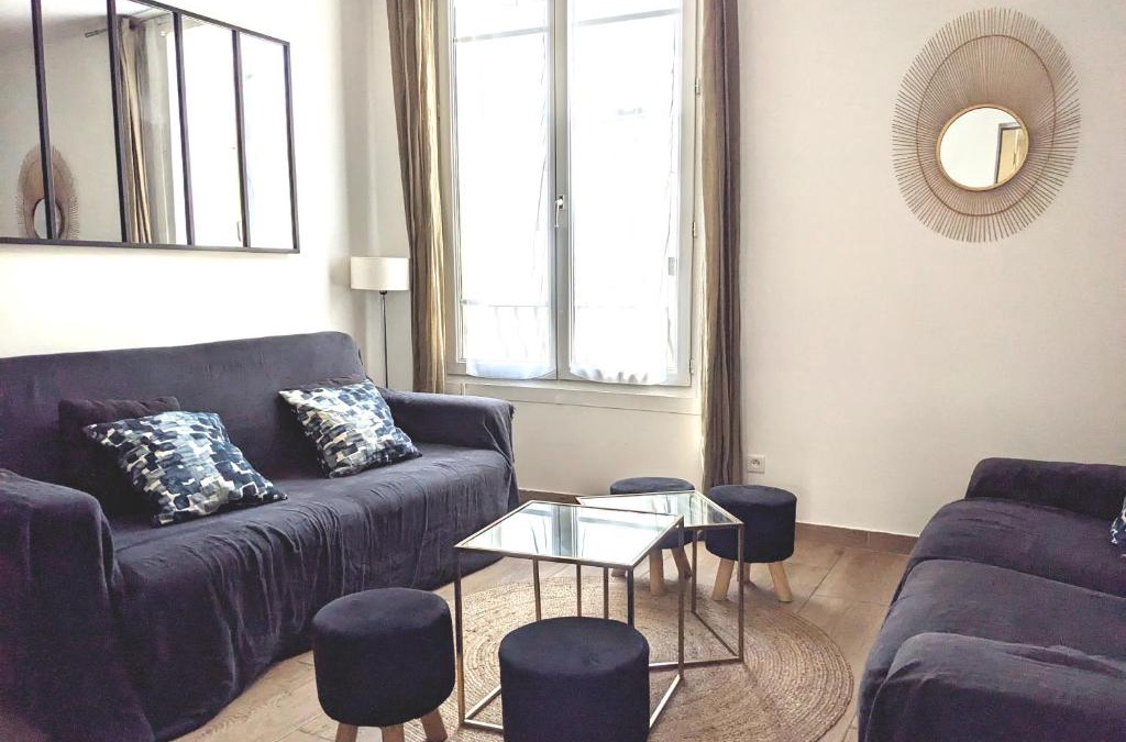 Romainville Villa | Grande maison rénovée, 10 pers, 4 chambres, métro 7 min, Paris 20 min, supermarché 100 m