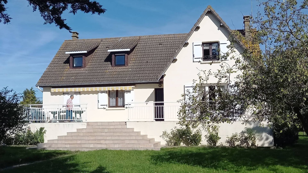 Brehal Villa | Grande Villa Familiale au Bord de mer