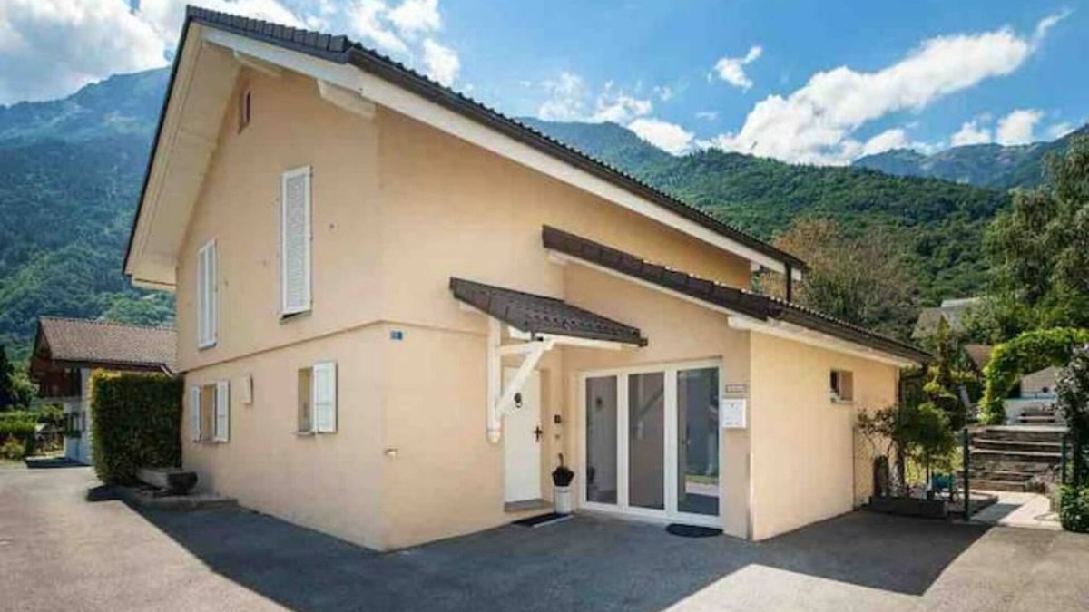 Evionnaz Villa | Grande Villa Indépendante
