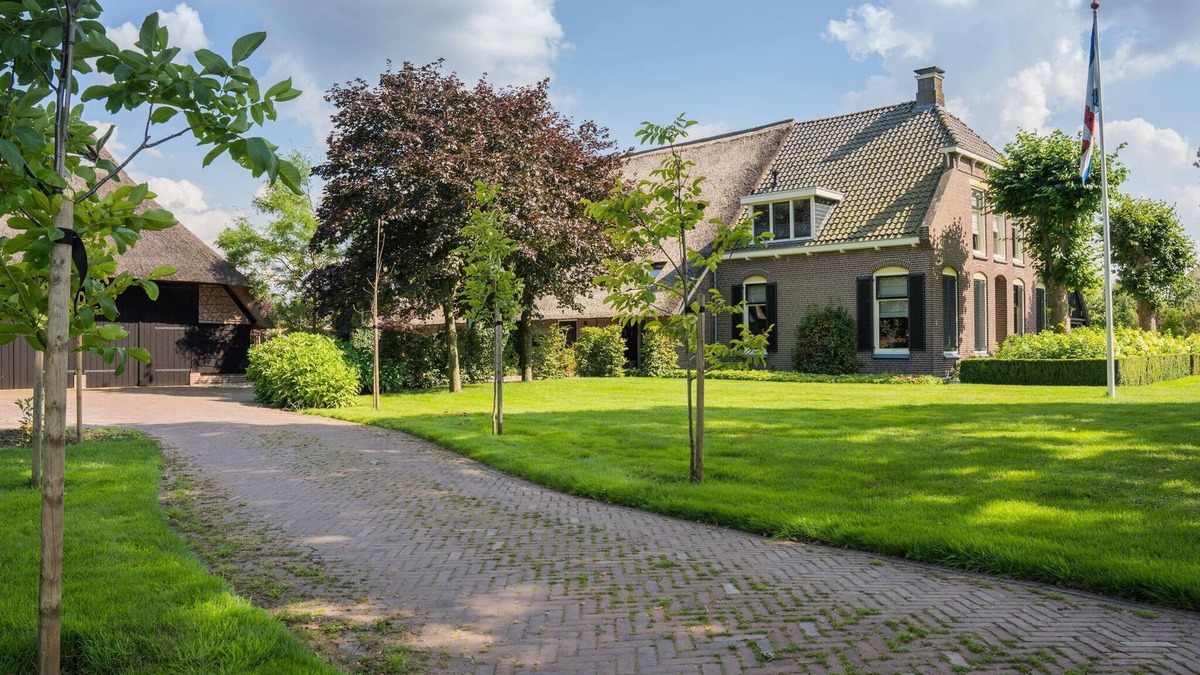 Dwingeloo Other | Grandeur Farmhouse in Dwingeloo at a National Park