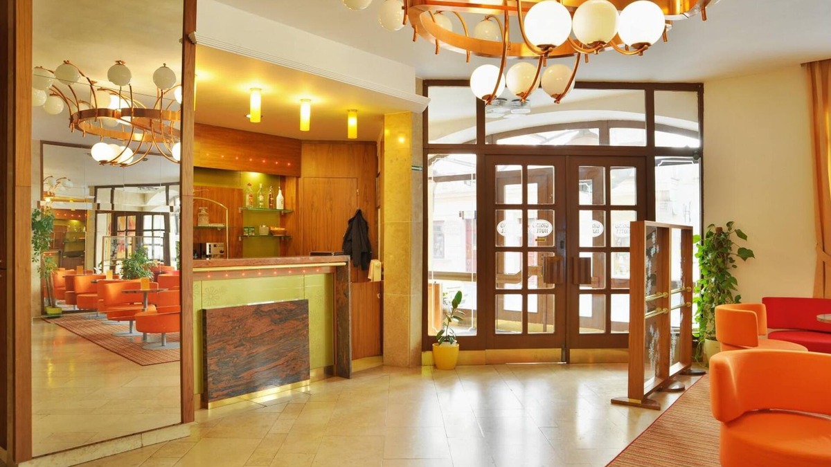 Jihlava Hotel | Grandhotel Garni