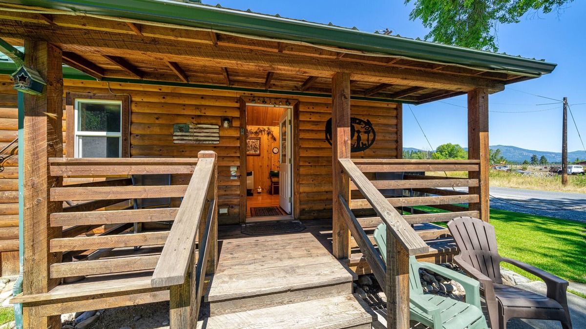 Northport Cabin | Grandma Jo’s