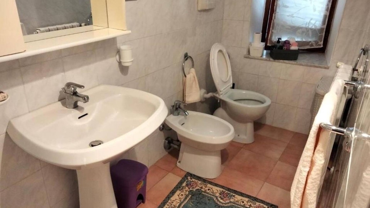 Casola in Lunigiana House | Grandma's House - Double Room with Private Bathroom