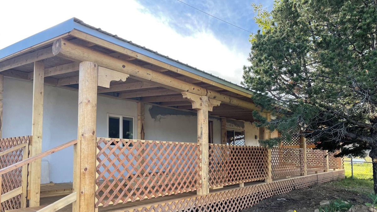 Holman House | Grandpa’s cozy house