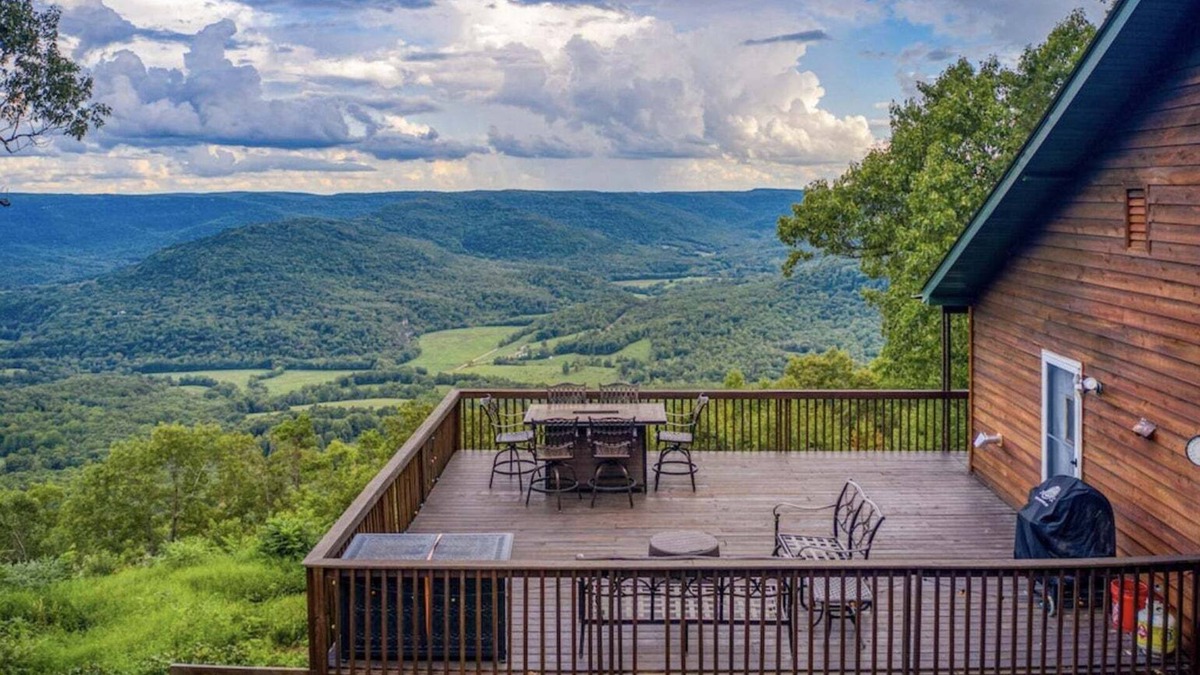 Jasper Cabin | GRANDVIEW CABIN with MILLION DOLLAR VIEWS of The Arkansas Grand Canyon