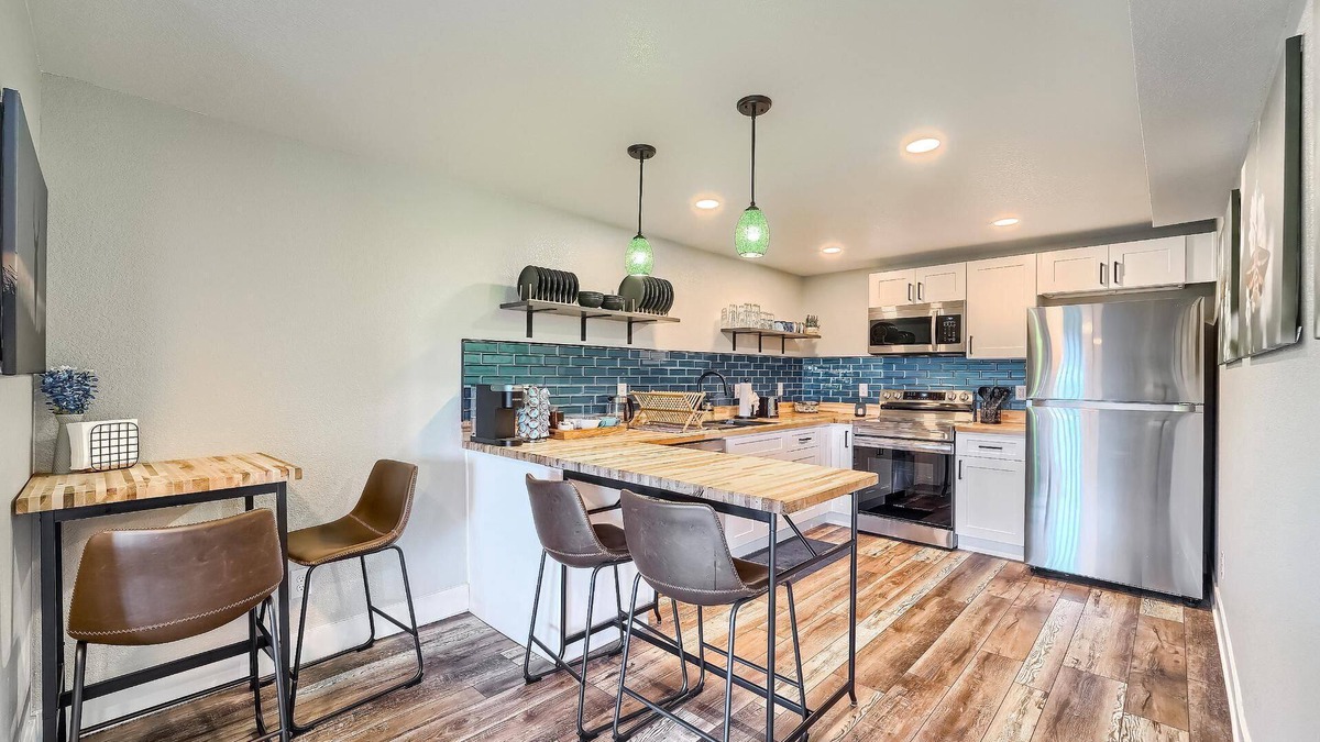 Erie Apartment | Grandview Hideaway - Vast views, walk to restaurants, disk golf, lots of privacy