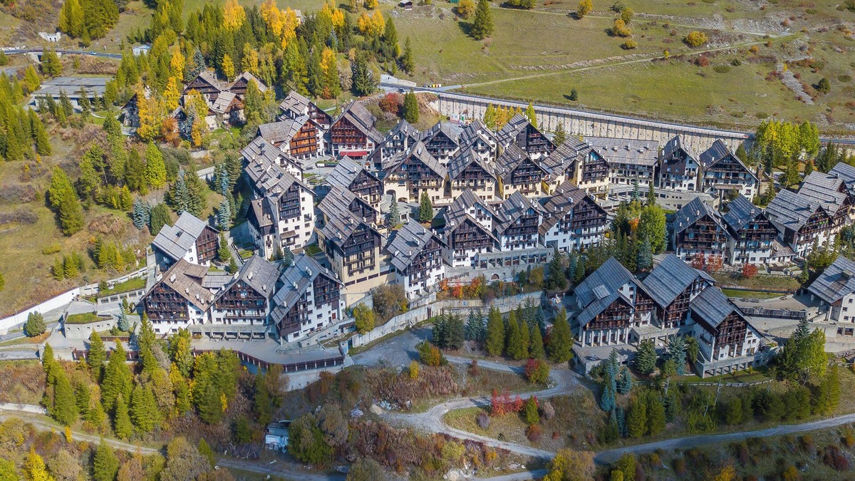 Grangesises Apartment | Grange Hike & Ski - 26D Sestriere, Sestriere (Grange Sises), Italy