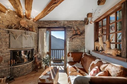 Grangesises Apartment | Grange Romantic Retreat Mountain View - Happy Rentals