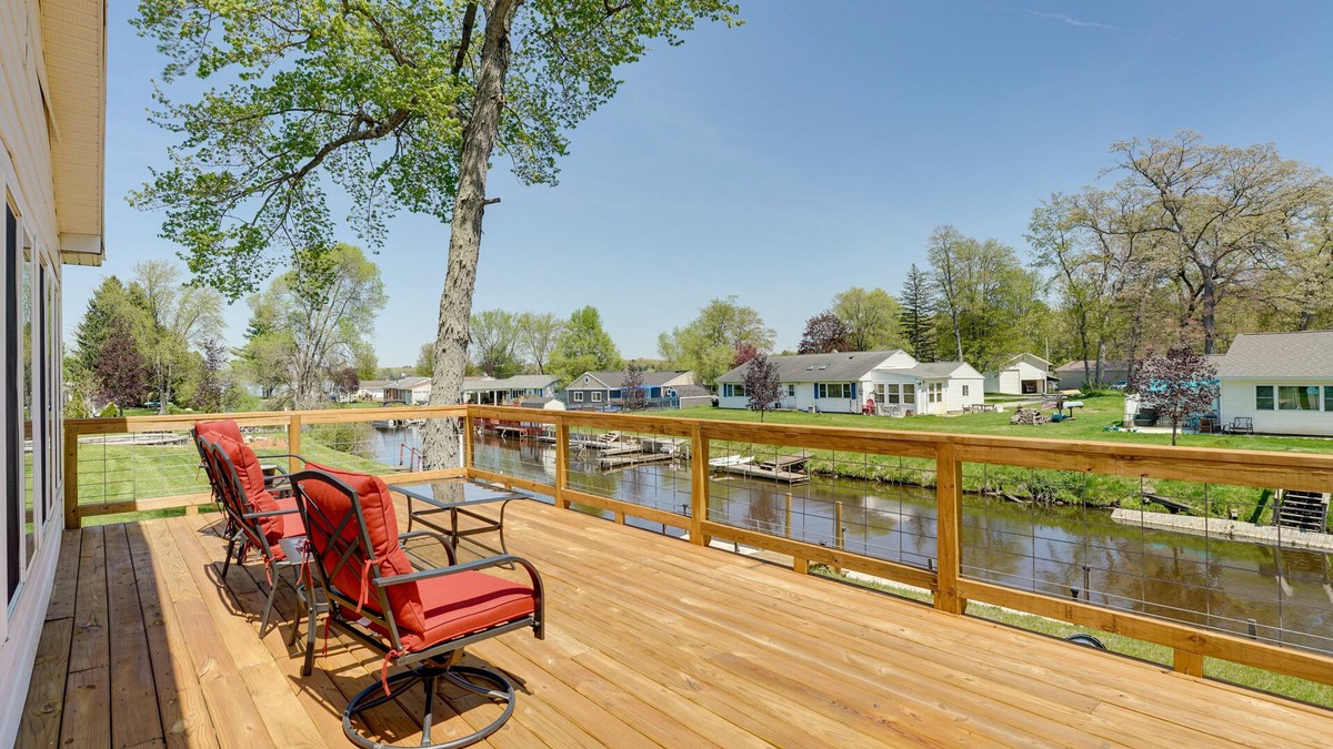 Grant House | Grant Home w/ Fire Pit: Hess Lake Access Nearby!