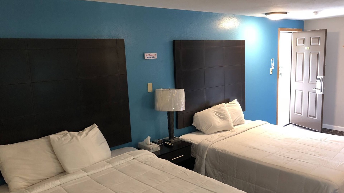 Shields Hotel | Gratiot View Motel
