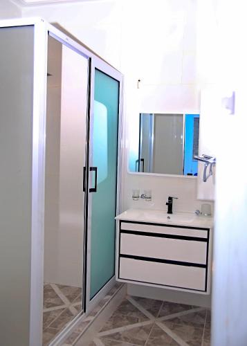 Accra House | Gratitude Lodge
