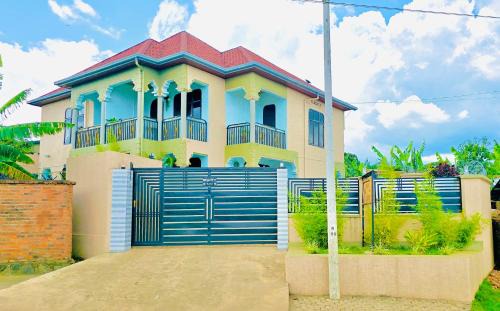 Gitarama Apartment | Gravity retreat
