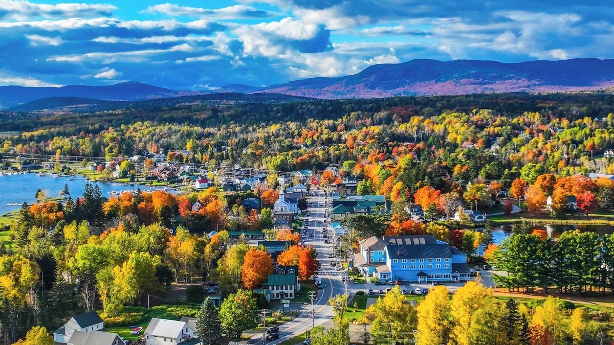 Rangeley Condo | Gray Fox 15 - Amazing ski in/ski out condo at Saddleback!