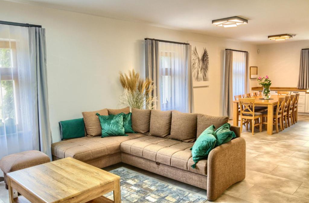 Komprachcice Apartment | Gray Wings Home