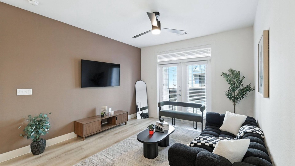 Fort Worth Condo | Grayson 12094 Luxury Living DT Fort Worth 2B2B