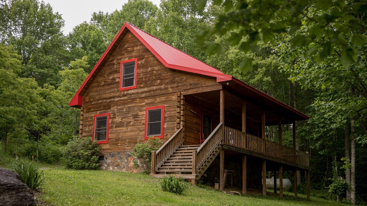 Wilson Creek Cabin | Grayson Highlands Park cabin peaceful