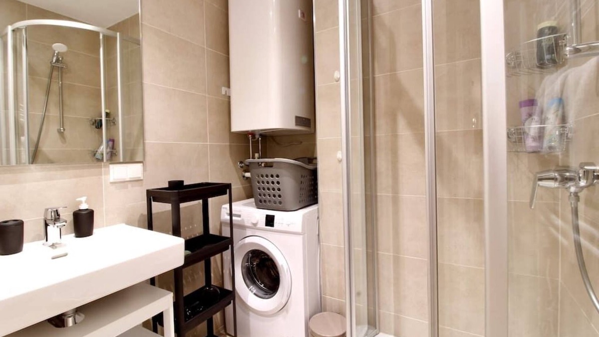 Lend Apartment | Graz central Penthouse Style Apt