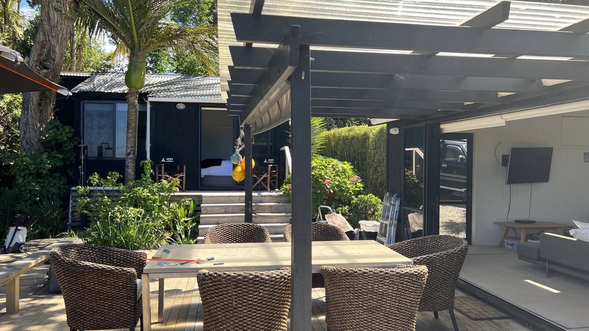 Tryphena House | -Great Barrier Cloud Nine -