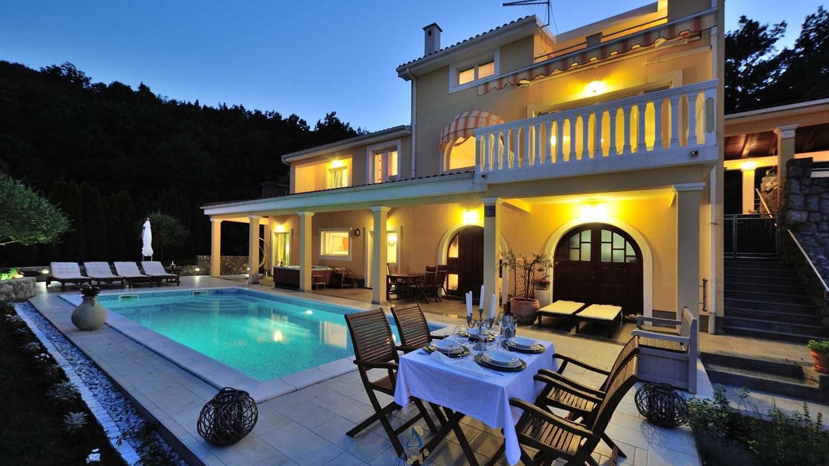 Pobri Villa | Great 2-BR villa for 4 with swimming pool above Opatija