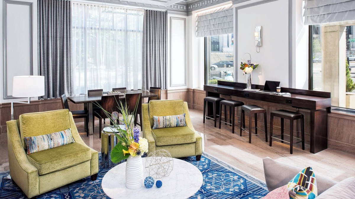 Capitol Hill Hotel | Great Accommodation in Washington: Minutes to Smithsonian American Art Museum