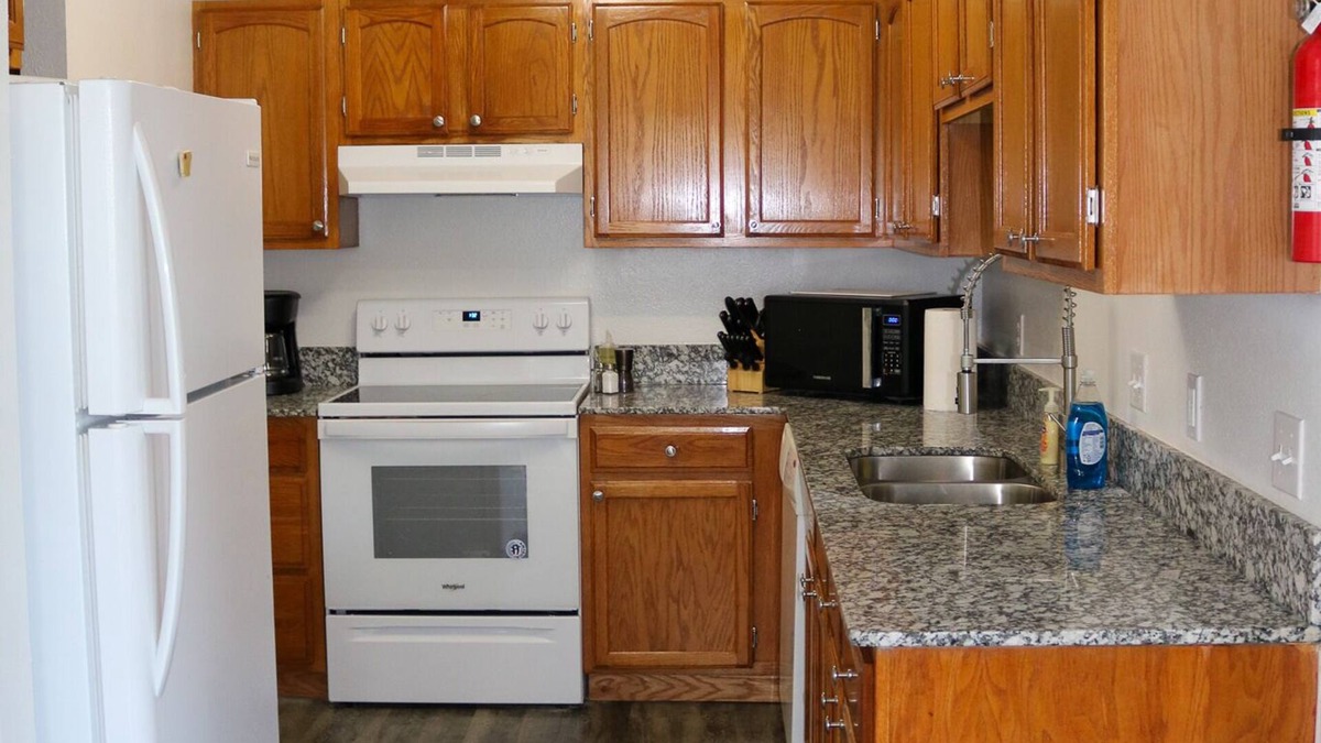Fayetteville House | Great All Things Fayetteville Location close to UofA