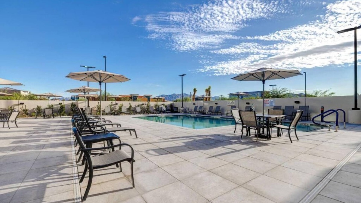 Centennial Hills Hotel | Great Amenities Onsite! Free Breakfast, Kitchen, Outdoor Pool, Pets Allowed!