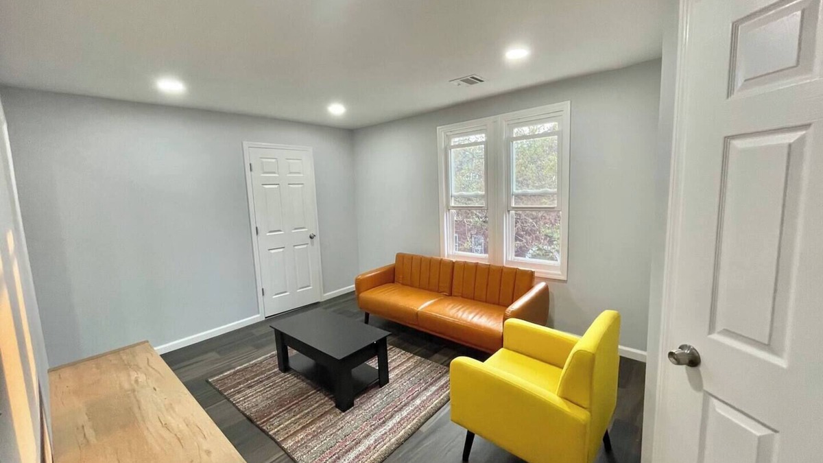 Ampere Apartment | Great Apartment 35 min to NYC & 15 to EWR Airport