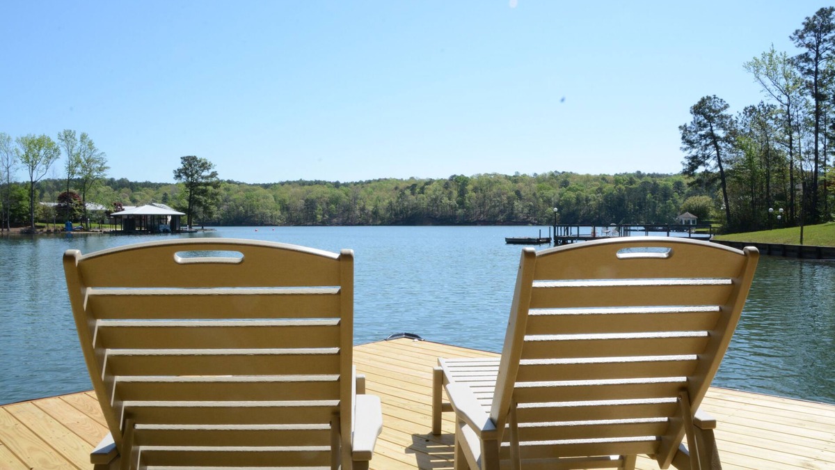 Pleasure Point House | Great Auburn game day location!