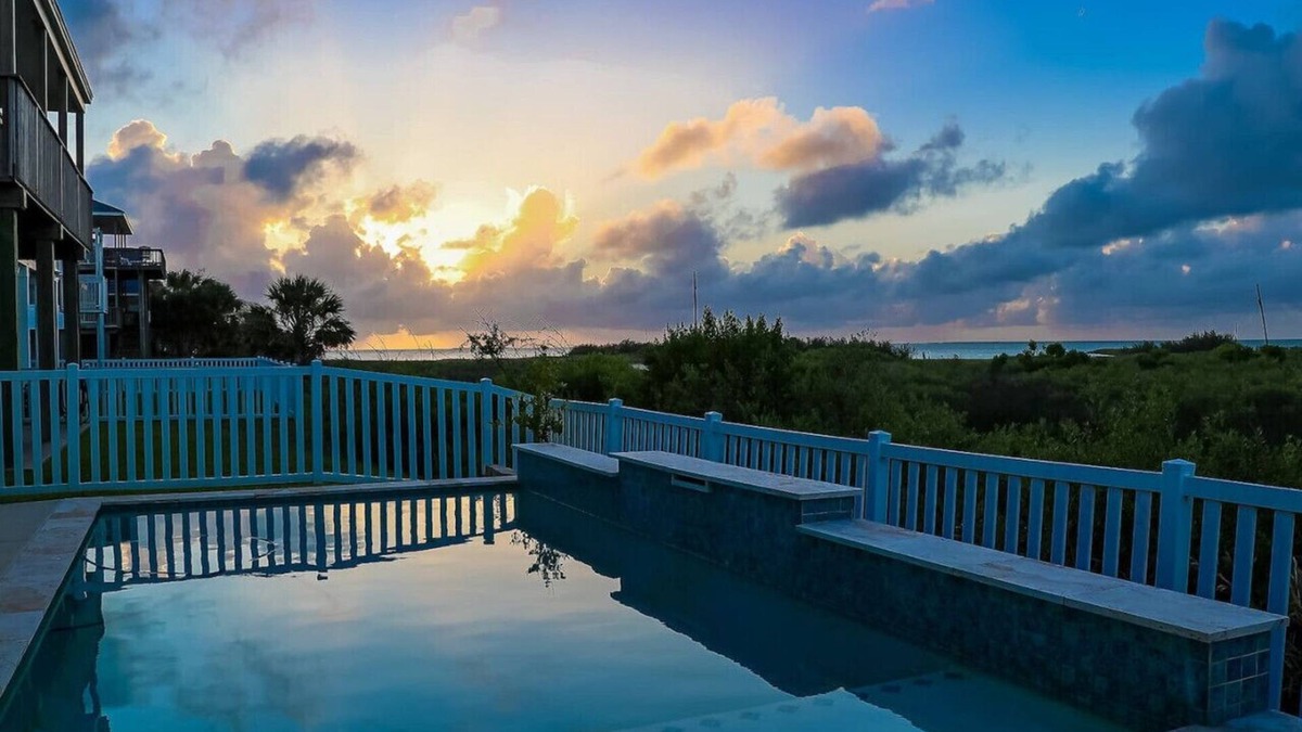 Isla Del Sol House | Great bay views and a Private Pool in Isla Del Sol!