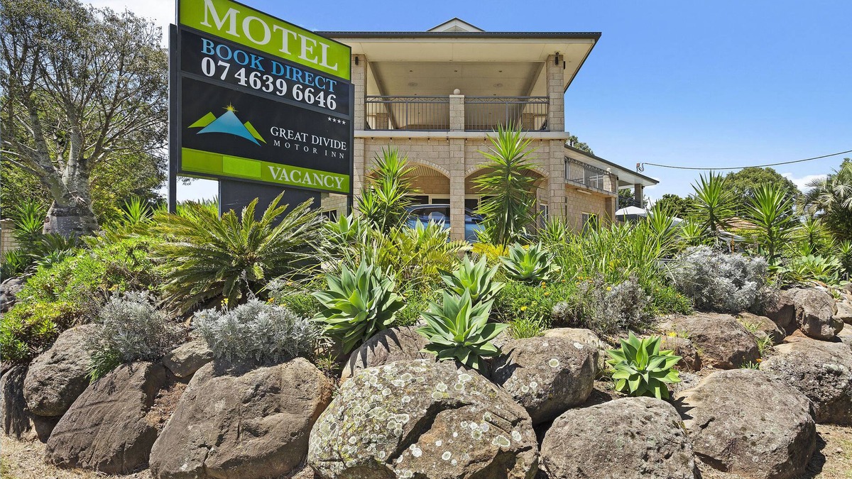 East Toowoomba Hotel | Great Divide Motor Inn