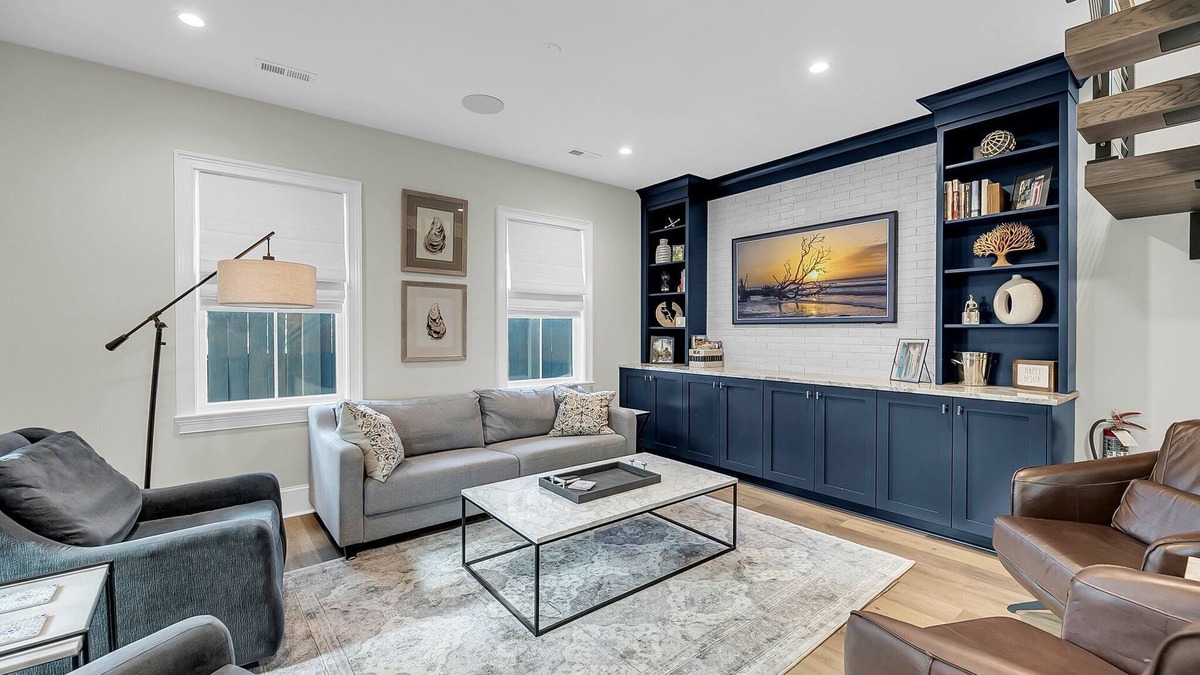 Cannonborough Elliotborough House | Great Downtown Charleston Location!