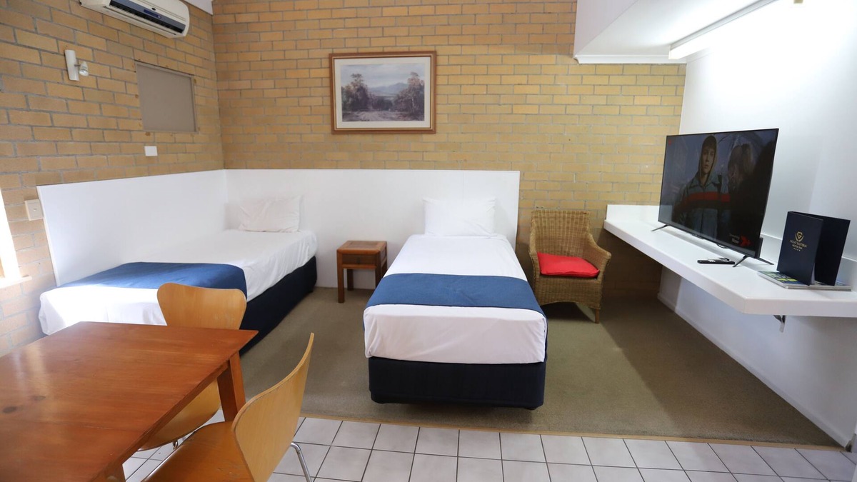 Monkland Hotel | Great Eastern Motor Inn