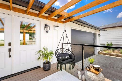 Great Falls House | Great Falls Premier Retreat by Wrecked & Refined Stunning Views Hot Tub Family Fun